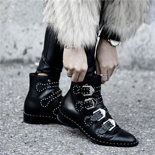 Fashion Classics Rivet Sharp Head Short Boots