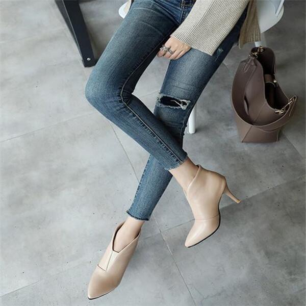 Fashion Pointed Solid Color Leather Ankle Boots