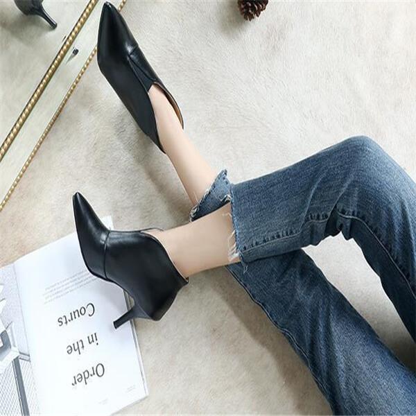 Fashion Pointed Solid Color Leather Ankle Boots