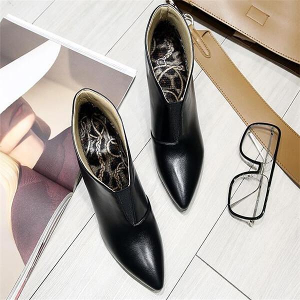 Fashion Pointed Solid Color Leather Ankle Boots