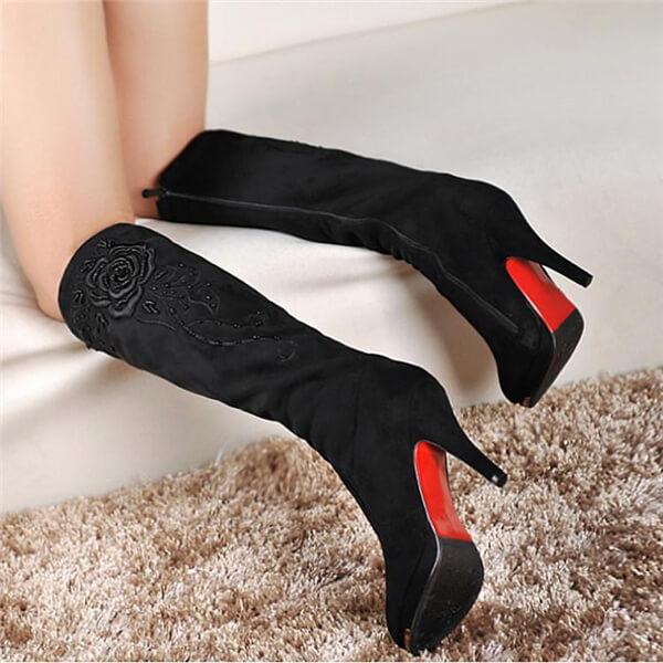 Fashion Embroidery High Heeled Boots