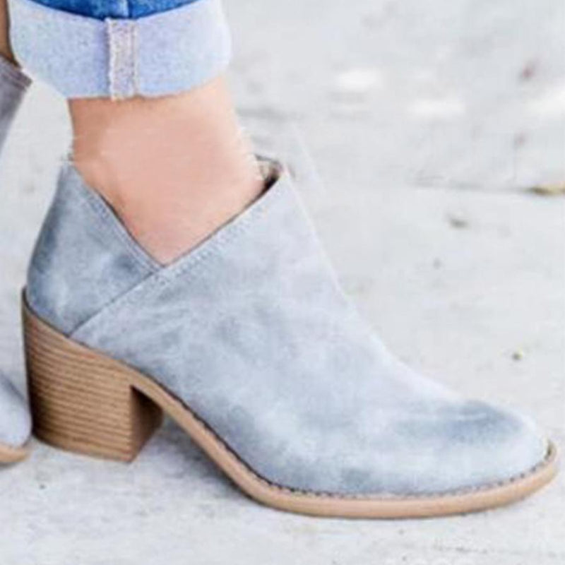 Plain  High Heeled  Round Toe  Outdoor Ankle Boots