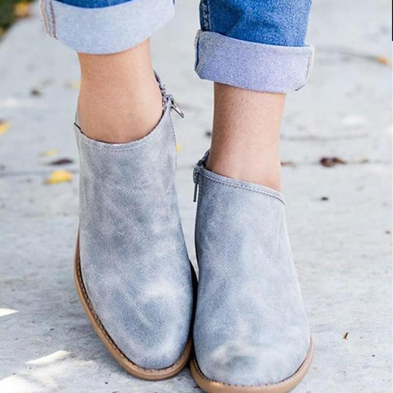 Plain  High Heeled  Round Toe  Outdoor Ankle Boots