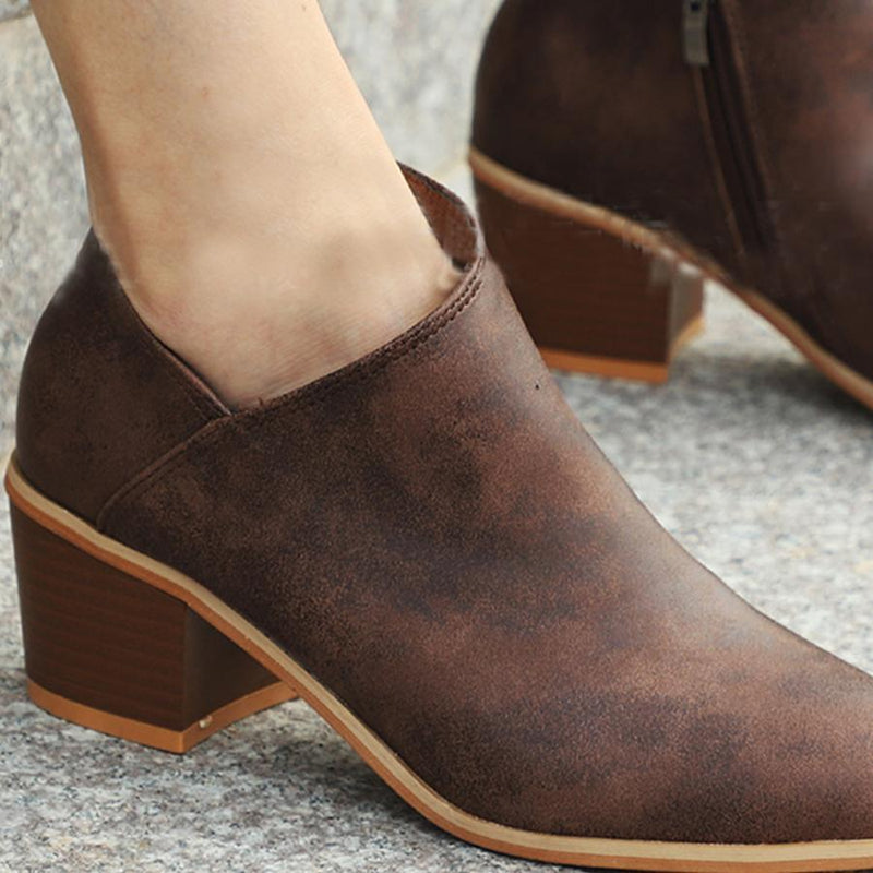 Plain  High Heeled  Round Toe  Outdoor Ankle Boots