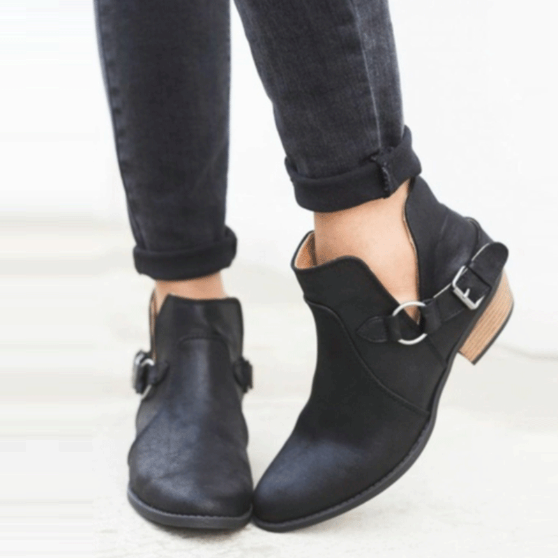 Women Point Toe Belt Buckle Chunky Heel Boots