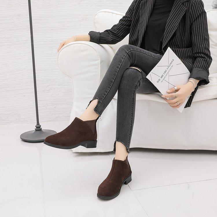 Fashion Suede Chelsea Boots