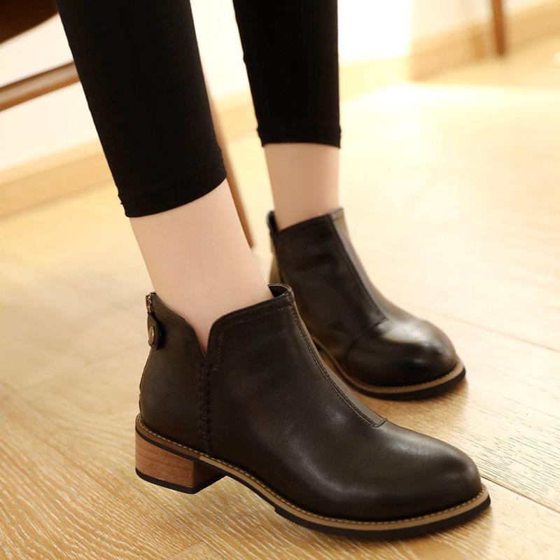 Fashion Retro Coarse Low Heel Chelsea Boots