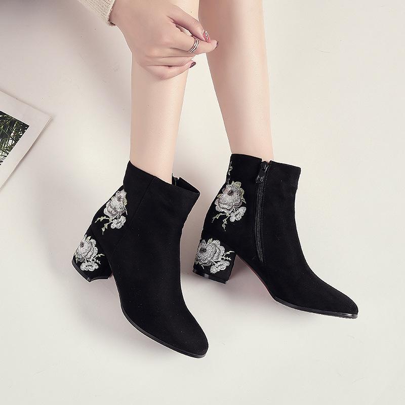 Martin boots short boots Chelsea boots national style embroidery women's shoes retro embroidered shoes thick with women's boots